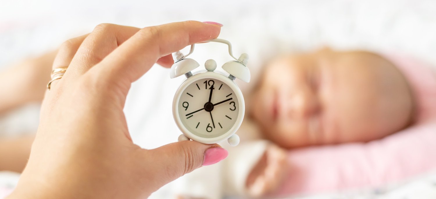 טבלת שעות שינה תינוקות